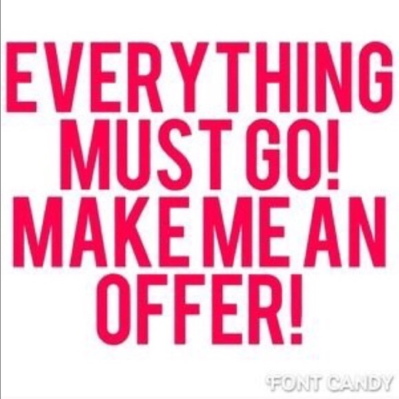 Everything in my closet, make me your offers! - Picture 1 of 1